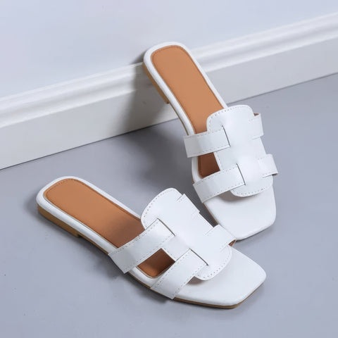 Sienna | Comfortable & Stylish Flat Sandals